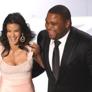 Teri Hatcher and Anthony Anderson