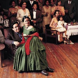 Still of Salma Hayek and Alfred Molina in Frida 2002