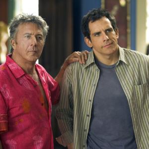 Still of Dustin Hoffman and Ben Stiller in Meet the Fockers (2004)