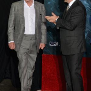 Anthony Hopkins and Louis D'Esposito at event of Toras: Tamsos pasaulis (2013)