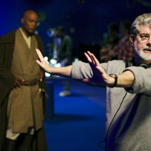Samuel L Jackson and George Lucas in Zvaigzdziu karai Situ kerstas 2005