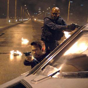 Still of Samuel L. Jackson and Colin Farrell in S.W.A.T. (2003)