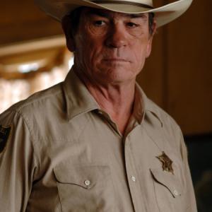 Still of Tommy Lee Jones in No Country for Old Men 2007