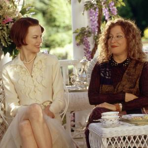 Still of Nicole Kidman and Bette Midler in The Stepford Wives 2004