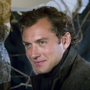 Still of Jude Law in The Holiday 2006