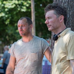 Jude Law and Kevin Macdonald in Black Sea 2014