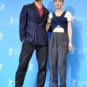 Jude Law and Rooney Mara at event of Salutinis poveikis 2013