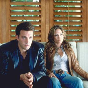Still of Jennifer Lopez and Ben Affleck in Gigli (2003)