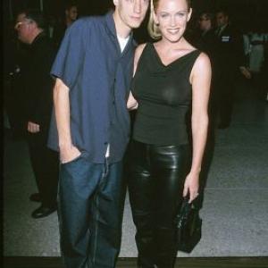 Jenny McCarthy at event of The Cell 2000