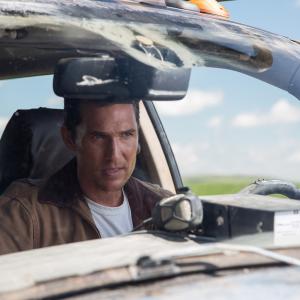 Still of Matthew McConaughey in Tarp zvaigzdziu 2014