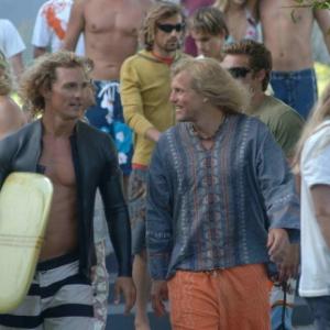 Still of Matthew McConaughey and Woody Harrelson in Surfer Dude 2008