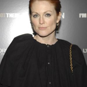 Julianne Moore at event of Manes cia nera 2007