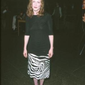 Julianne Moore at event of An Ideal Husband 1999