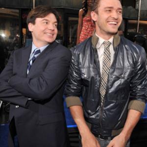 Mike Myers and Justin Timberlake at event of Meiles guru (2008)