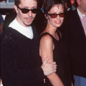 Gary Oldman at event of Quest for Camelot 1998
