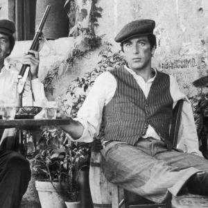 Still of Al Pacino and Franco Citti in Krikstatevis 1972