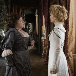 Still of Michelle Pfeiffer and Kathy Bates in Chéri (2009)