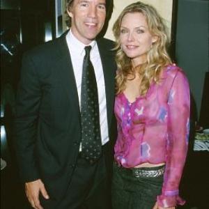 Michelle Pfeiffer and David E Kelley at event of What Lies Beneath 2000