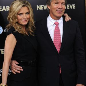 Michelle Pfeiffer and David E. Kelley at event of Naujieji metai Niujorke (2011)