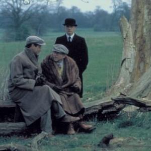 Still of Ryan Phillippe, Jeremy Northam and Bob Balaban in Gosford Park (2001)