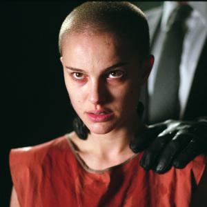 Still of Natalie Portman in V  tai Vendeta 2005