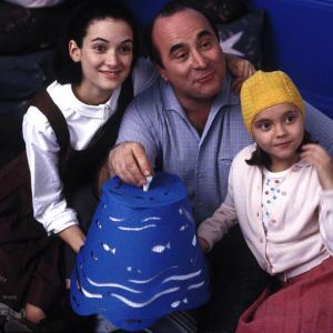 Still of Christina Ricci, Winona Ryder and Bob Hoskins in Undines (1990)