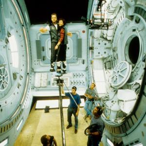 Tim Robbins and Connie Nielsen in Mission to Mars (2000)
