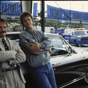 Still of Tim Robbins and Robin Williams in Cadillac Man 1990