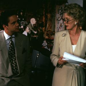 Still of Tim Robbins and Dina Merrill in Zaidejas (1992)