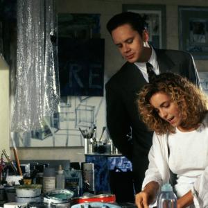 Still of Tim Robbins and Greta Scacchi in Zaidejas 1992