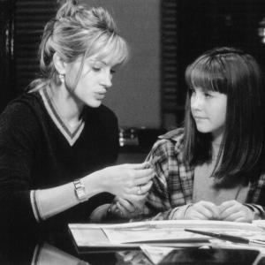 Still of Julia Roberts and Jena Malone in Stepmom (1998)