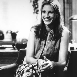 Still of Julia Roberts in Everyone Says I Love You (1996)