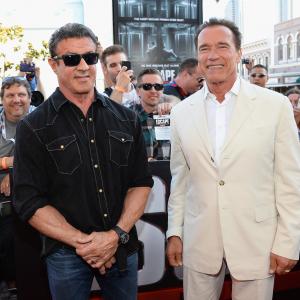Arnold Schwarzenegger and Sylvester Stallone at event of Pabegimo planas (2013)