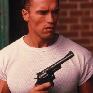 Still of Arnold Schwarzenegger in Red Heat (1988)
