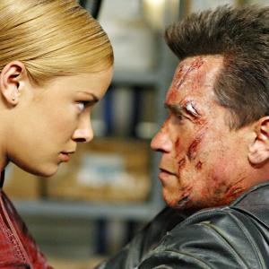 Still of Arnold Schwarzenegger and Kristanna Loken in Terminator 3: Rise of the Machines (2003)