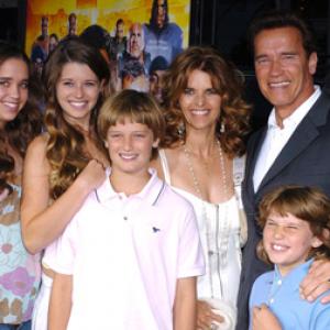 Arnold Schwarzenegger and Maria Shriver at event of The Longest Yard 2005