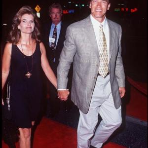 Arnold Schwarzenegger and Maria Shriver at event of Waterworld 1995