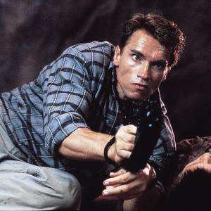Still of Arnold Schwarzenegger in Viska prisiminti 1990