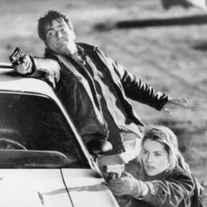 Still of Nastassja Kinski and Charlie Sheen in Terminal Velocity (1994)