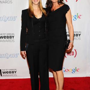 Brooke Shields and Lisa Kudrow