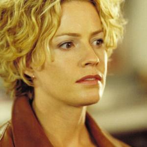 Elisabeth Shue stars as Linda McKay