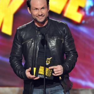 Christian Slater at event of 2009 American Music Awards (2009)