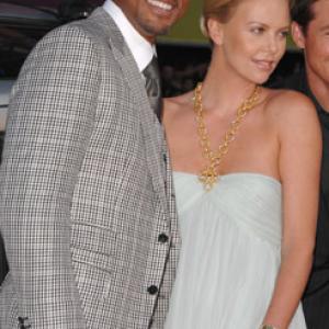 Will Smith and Charlize Theron at event of Hankokas (2008)