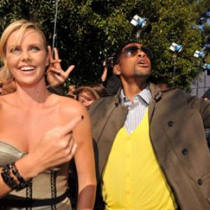 Will Smith and Charlize Theron at event of 2008 MTV Movie Awards (2008)