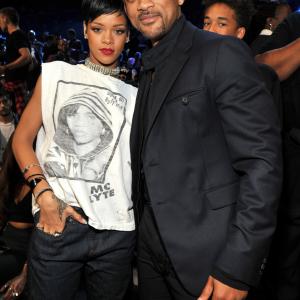 Will Smith and Rihanna at event of 2013 MTV Video Music Awards (2013)
