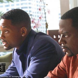 Still of Will Smith and Martin Lawrence in Pasele vyrukai 2 (2003)