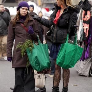 Still of Mira Sorvino and Tammy Blanchard in Union Square 2011