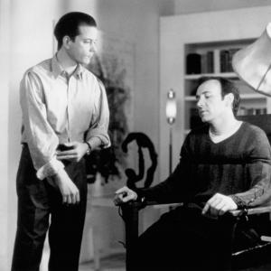 Still of Kevin Spacey and Frank Whaley in Swimming with Sharks 1994