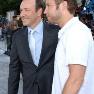 Kevin Spacey and Michael Rosenbaum at event of Superman Returns (2006)