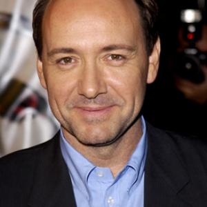 Kevin Spacey at event of KPAX 2001